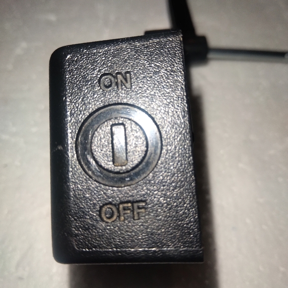 Parts for Hoover SteamVac spinbrush carpet cleaner. Model number F 5914 900 - Picture 4 of 15